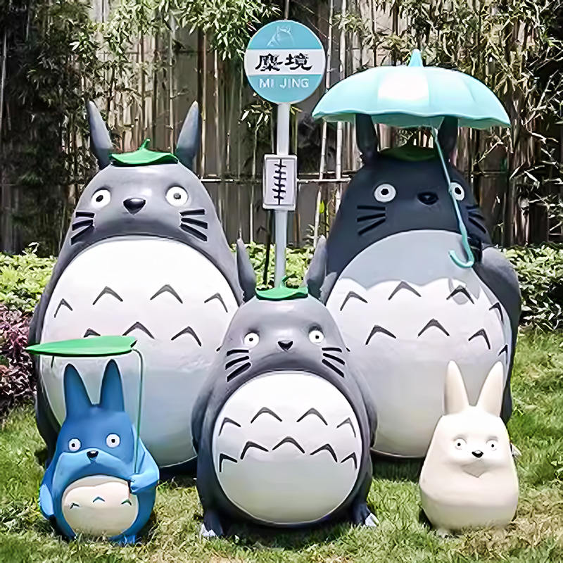 Statue De Totoro En Résine De Sculpture De Dessin Animé En Fibre De Verre De Grandeur Nature Extérieure Personnalisée