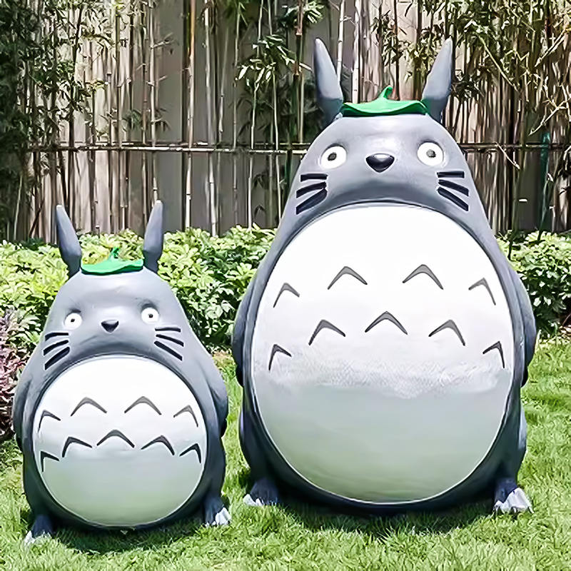 Statue De Totoro En Résine De Sculpture De Dessin Animé En Fibre De Verre De Grandeur Nature Extérieure Personnalisée